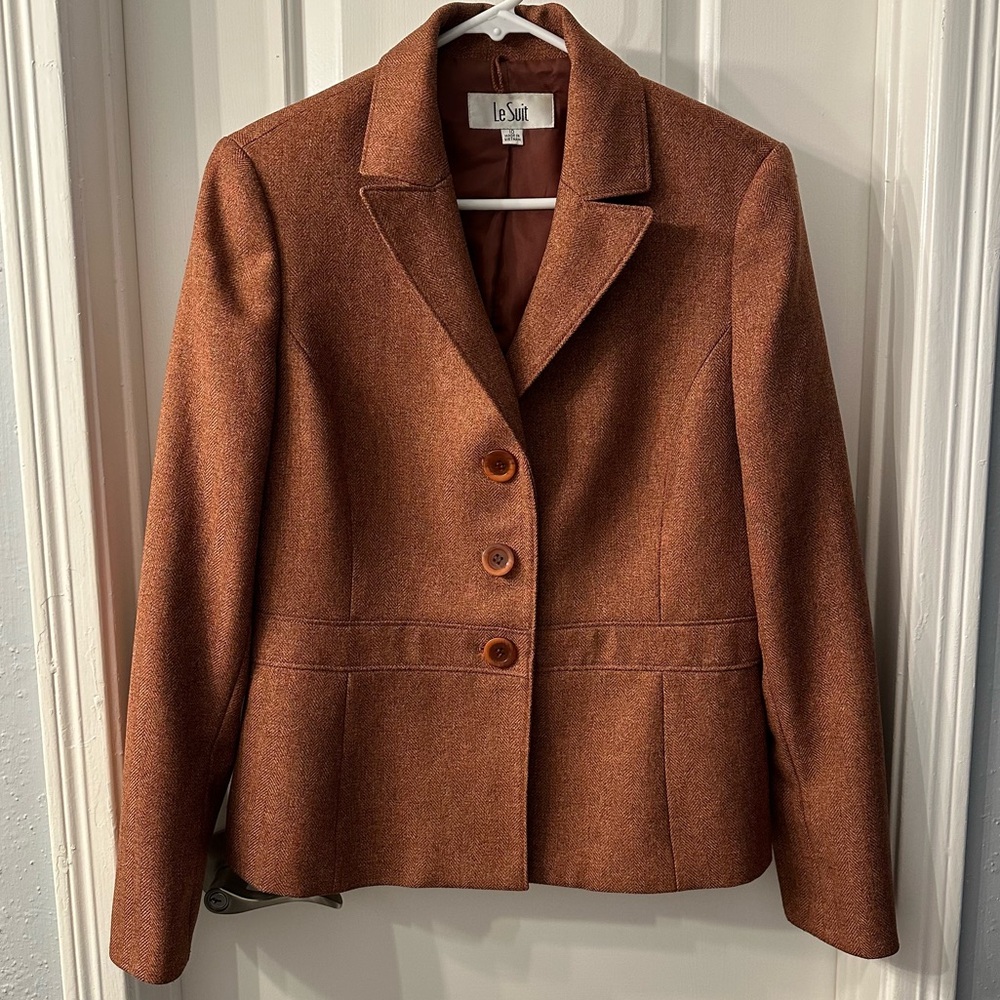 LE SUIT BLAZER - Size 10